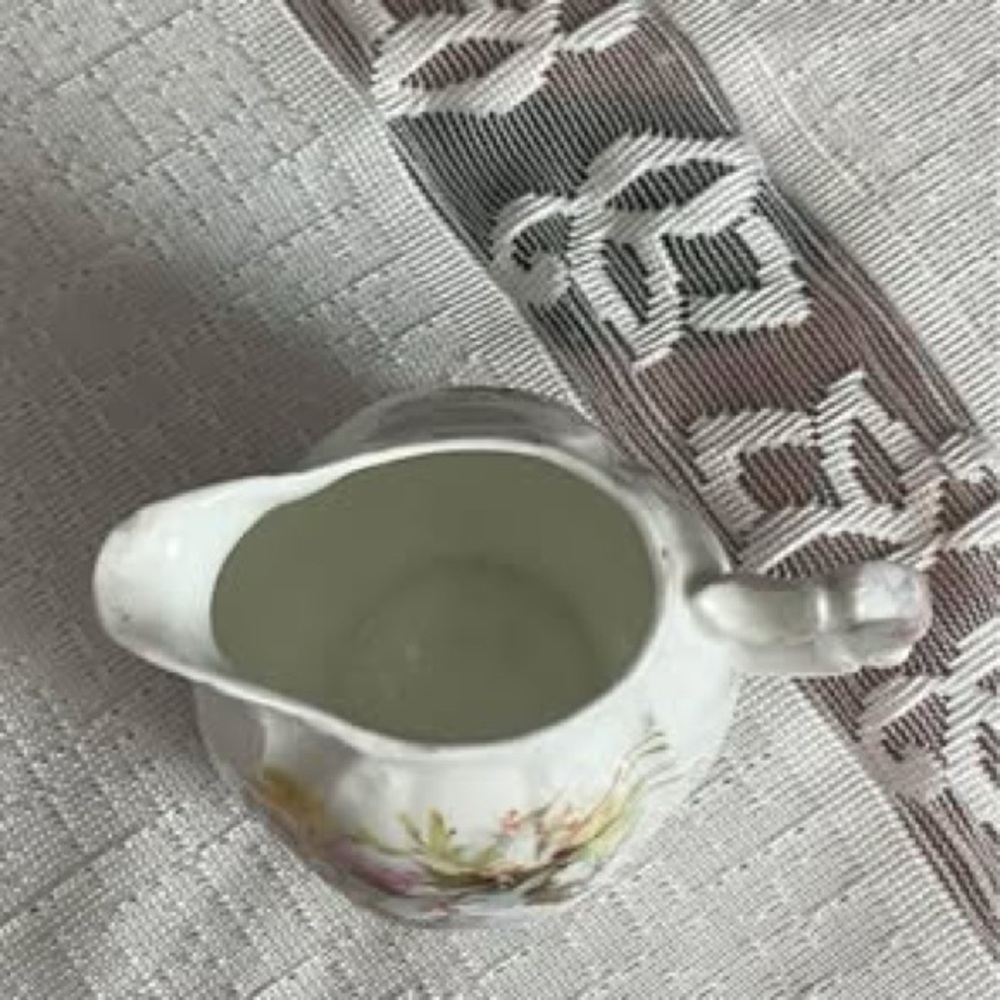 Antique Havilland Schlesinger Creamer - Picture 2 of 7